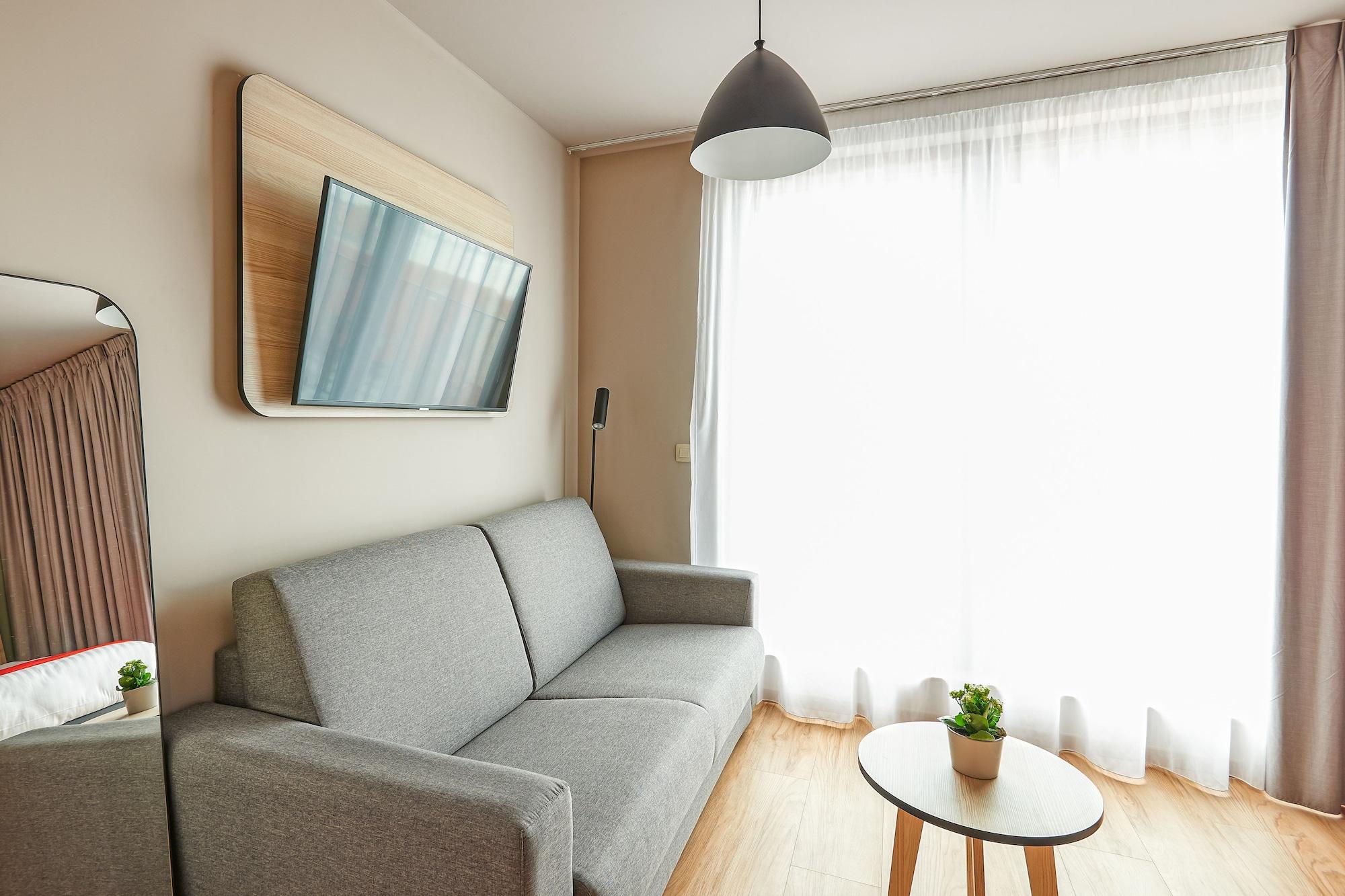 Aparthotel Appart'city Confort Centre Gare Du Midi 3*