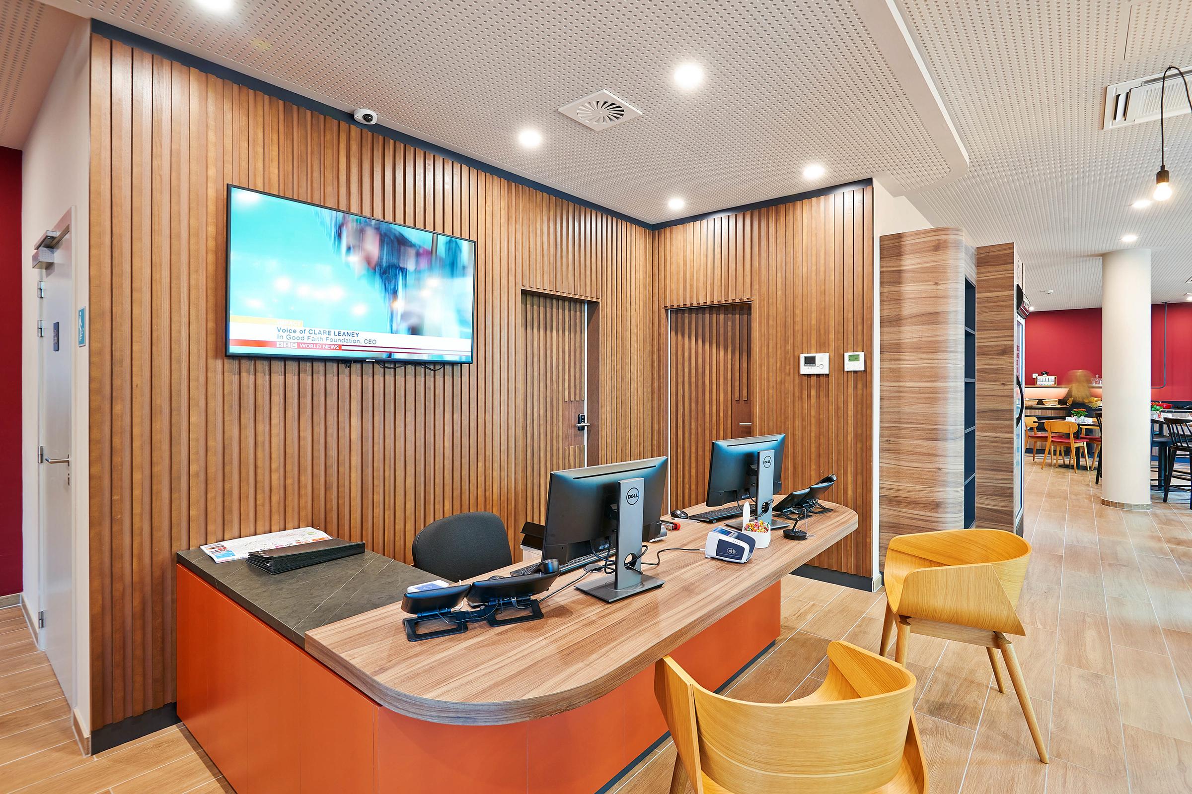 Aparthotel Appart'city Confort Centre Gare Du Midi 3*